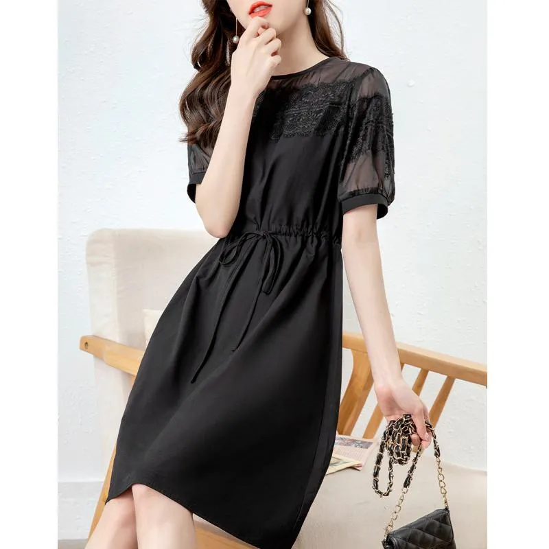 Cinched Waist Lace Slimming Hollowed-Out Chic French Style Dress