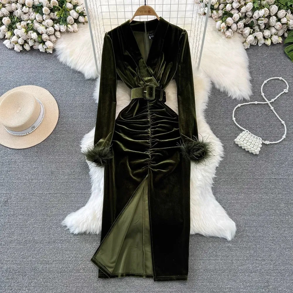 long-sleeved V-neck pleated slit velvet dress     S4045