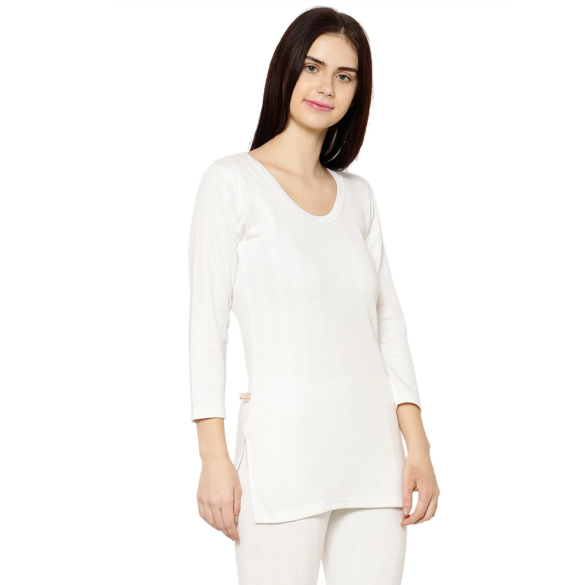 Vimal Jonney White Top Thermal For Women's