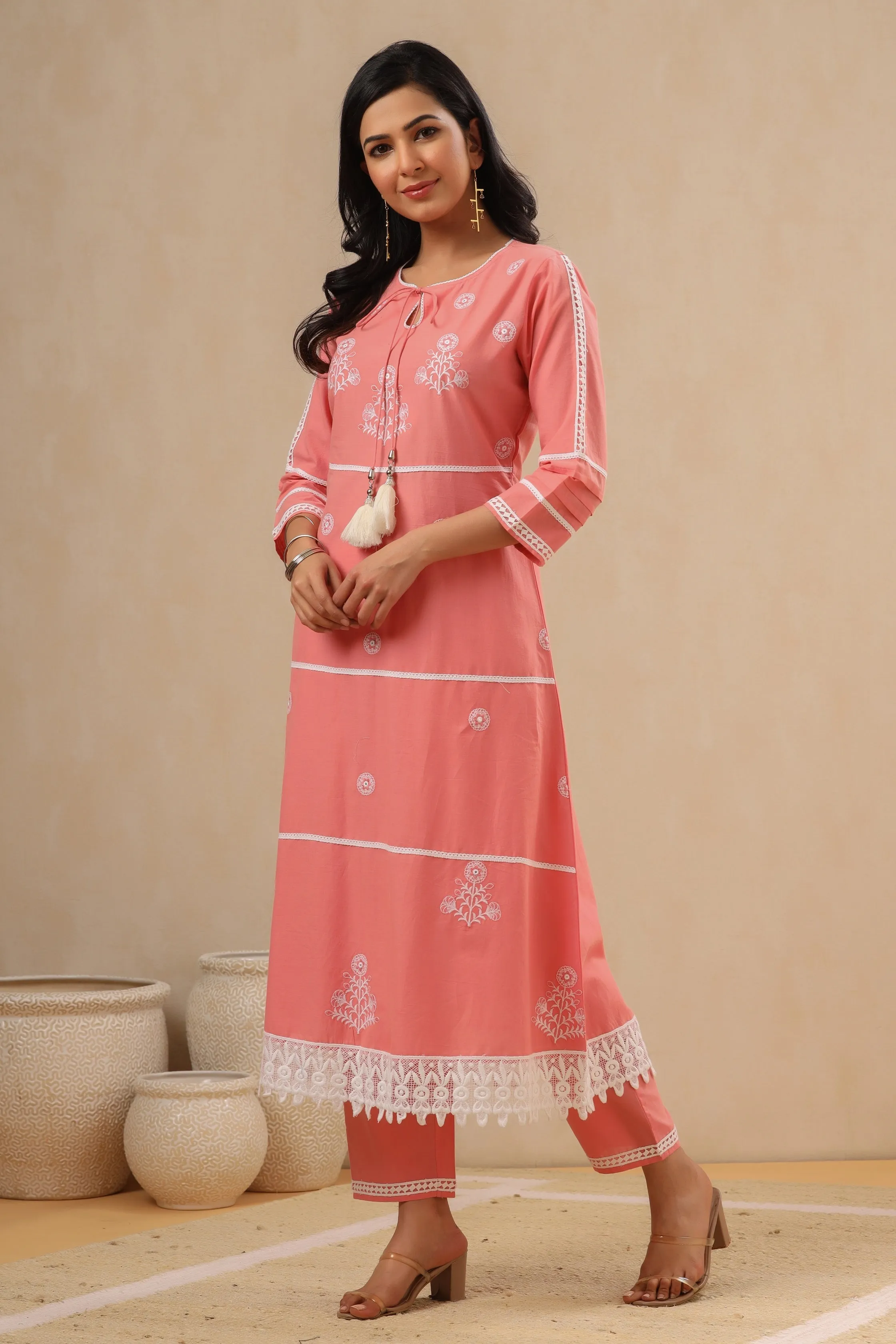 Women Pink Cambric Embroidered Kurta Set